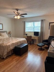 4750 NW 22 Court NW 202, Lauderhill, Floryda 33313, USA