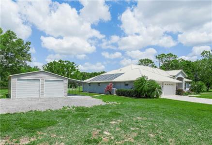 897 Entrance Road, Avon Park, Florida 33825, Stati Uniti
