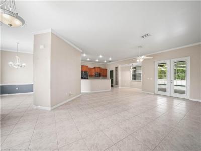 897 Entrance Road, Avon Park, Florida 33825, Stati Uniti