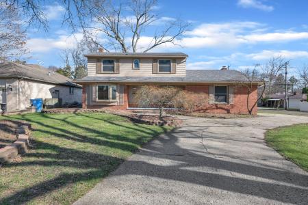 22204 Dolphin, Dearborn Heights, Michigan 48127