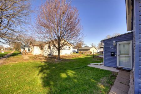 209 4th Street Se, Altoona, Iowa 50009, HOA KỲ