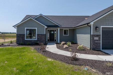 11099 Carob Thorn Trail, Roanoke, Indiana 46783, États-Unis