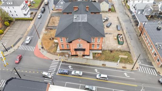 387 Broad , 2, Central Falls, Rhode Island 02863, Estados Unidos