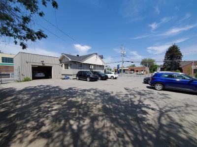 2046 Boul. des Laurentides, Laval (Chomedey), Квебек H7M 2Y5, Канада