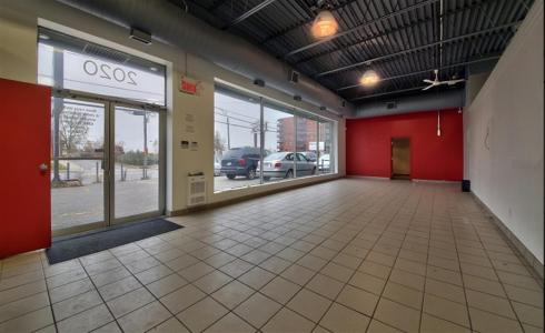 2020-2020A Boul. des Laurentides, Laval (Chomedey), Квебек H7M 2Y9, Канада
