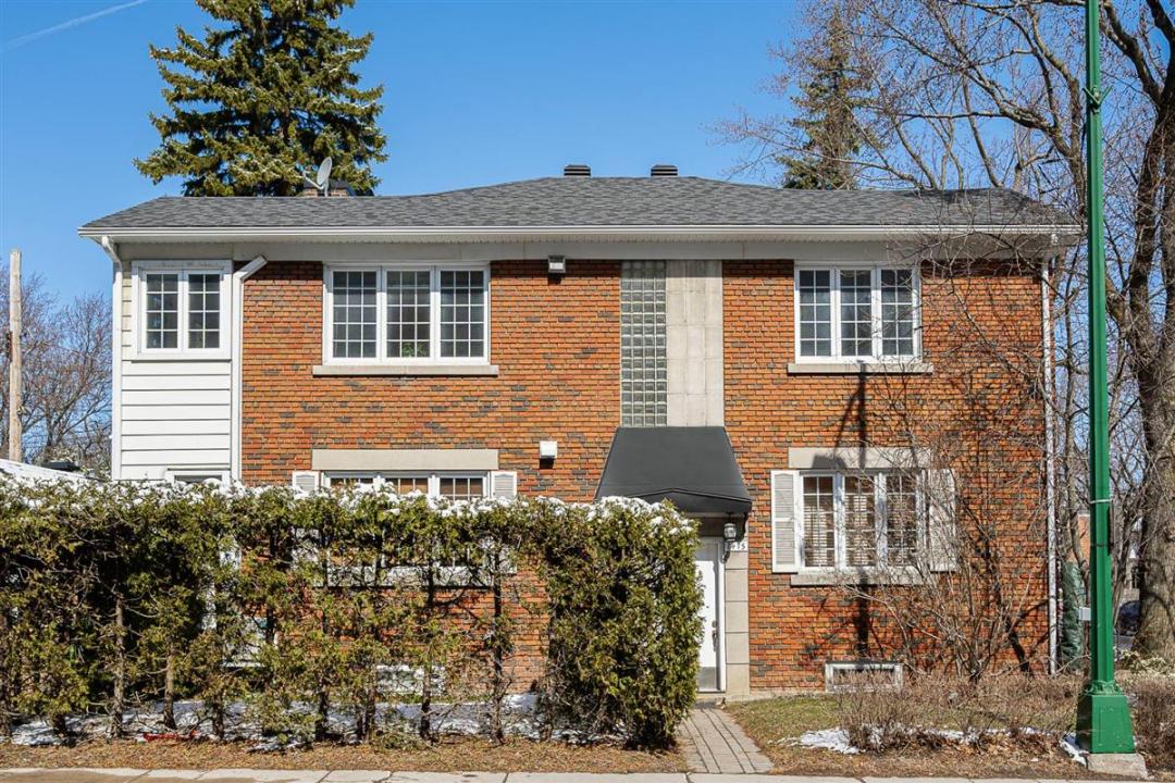 1475 Ch. Regent, Mont-Royal, Quebec H3P 2L1, Canada