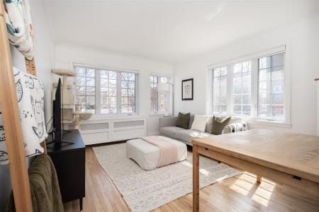 1475 Ch. Regent, Mont-Royal, Quebec H3P 2L1, Canada