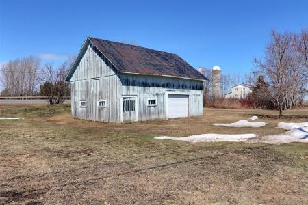 15 Rue Grand'Maison, Saint-Pacôme, Quebec G0L 3X0, Canada