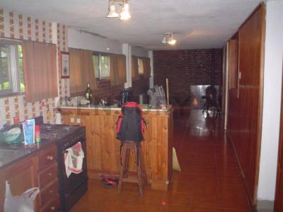 AGUARIBAY 392, Funes, Santa Fe 00001, Argentina
