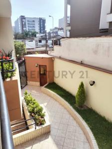 8 Urb. Monterrico Norte , Lima, Lima 00001, Peru