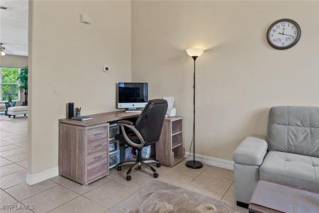 6817 Eagle Street, Fort Myers, Floryda 33966, USA