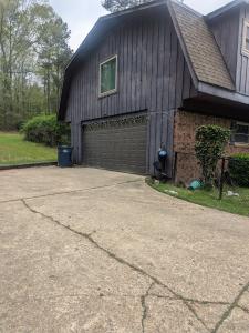 1038 Stephens Hwy, Mt. Holly, Arkansas 71758, USA