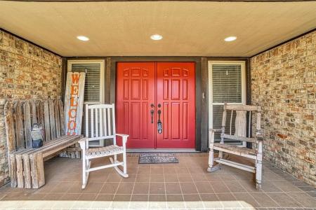 816 Rosehaven Drive, Altus, Oklahoma 73521