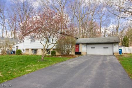1159 Timbercrest Street, Liberty, Ohio 44505, USA