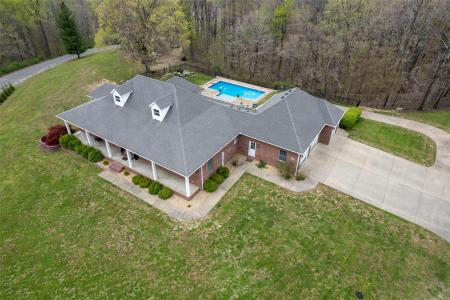 149 Windy Point Avenue, Cape Girardeau, Missouri 63701, USA