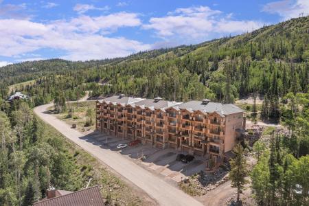 565 Vasels RD 6G, Brian Head, Utah 84719, USA