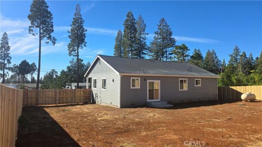 13990 Pineland Circle, Magalia, קליפורניה 95954, ארצות הברית של אמריקה