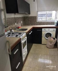 Av.21 153, Villa Gesell, Buenos Aires Costa Atlántica 00001, Argentina