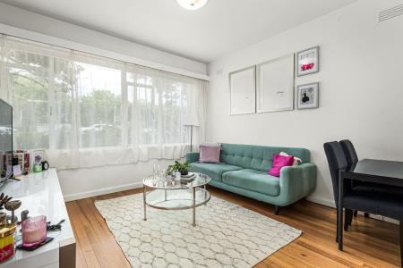 1/157 Brighton Road, Elwood, VIC 3184, Australia