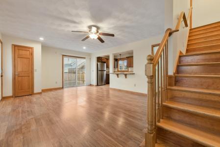 10 Norfolk Ave , #A, East Providence, RI 02916, USA