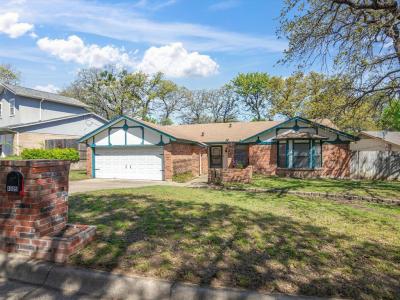 4505 Deer Lodge Court, Arlington, Texas 76017, USA