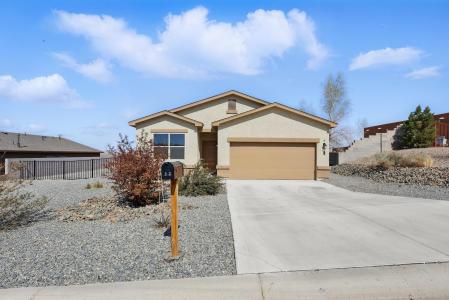 13 Bravo Road, Los Lunas, New Mexico 87031, HOA KỲ