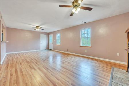 1974 Stoney Battery Rd, Troutville, Virgínia 24175, Estados Unidos