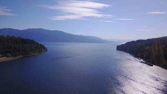 NNA Midlake Dr., Sagle, Idaho 83860, USA