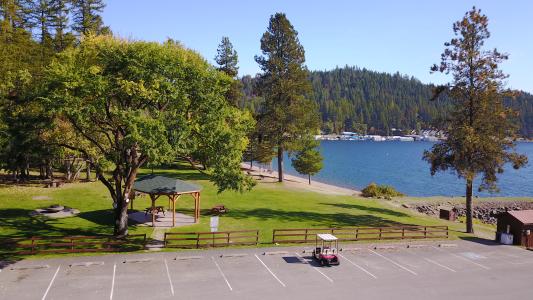 NNA Midlake Dr., Sagle, Idaho 83860, USA