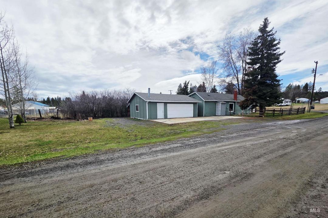 522 Ellis Ave, Winchester, Idaho 83555