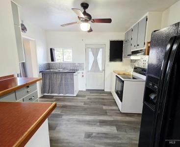 522 Ellis Ave, Winchester, Idaho 83555