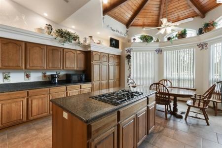 573 Tam Tam Drive, Sagle, Idaho 83860, HOA KỲ