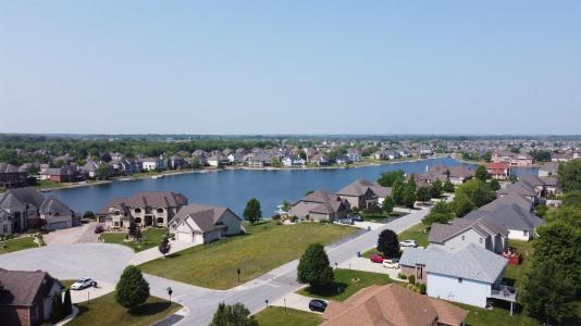 8786 Doubletree Drive N, Crown Point, Индиана 46307, Соединенные Штаты