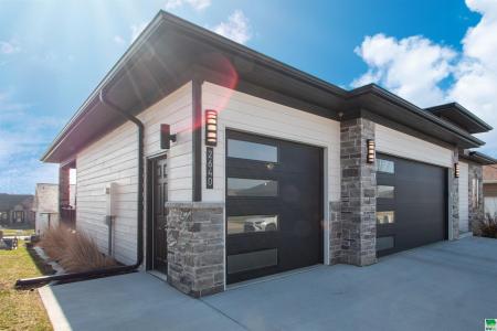 2640 Nicklaus Blvd, Sioux City, Iowa 51106