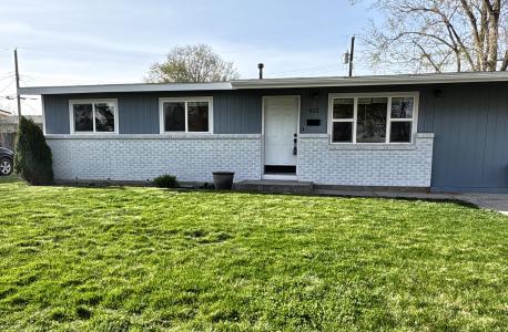 422 W 3rd NORTH, Mountain Home, Idaho 83647, Estados Unidos