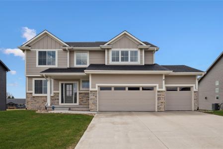 70 NW Hidden Knoll, Waukee, איווה 50263, ארצות הברית של אמריקה 