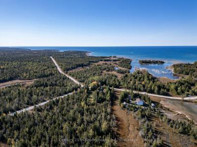 4 MCIVOR DRIVE, Northern Bruce Peninsula, Ontario N0H 1Z0, Canada
