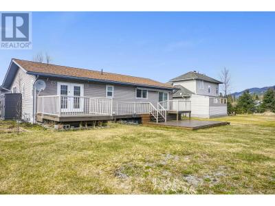 11 WAKITA AVENUE, Kitimat, British Columbia V8C 2S1, Canada