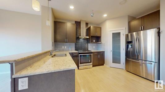 1408 25 AVENUE NW, Edmonton, Alberta T6T 2E2, Canada