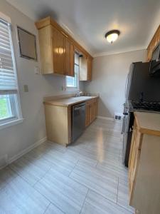 5 Carlton Lane, Dearborn, Мичиган 48120, Соединенные Штаты