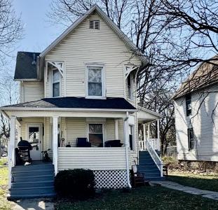 15544 Turlington Avenue, Harvey, Illinois 60426, USA