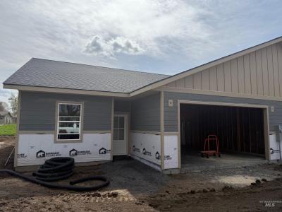 606 Warner Ave A, Lewiston, Idaho 83501-6253