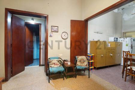 Puan 2000, Parque Chacabuco, Capital Federal 1406, Arjantin