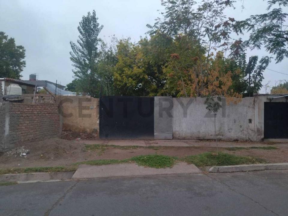 Carola Lorenzini 564, Godoy Cruz, Mendoza 5501, Arjantin