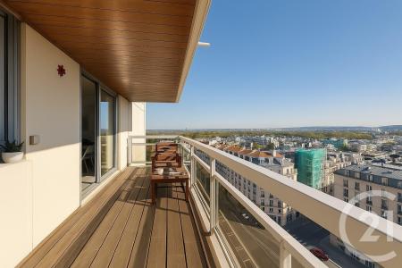 Suresnes, Ilha De França 92150, França