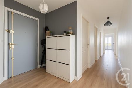 Suresnes, Île-de-France 92150, France