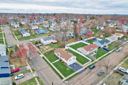90 Springview Avenue, Stratford, Connecticut 06614, Stati Uniti