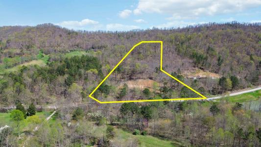 9999 Meadow Creek, Corbin, Kentucky 40759, USA