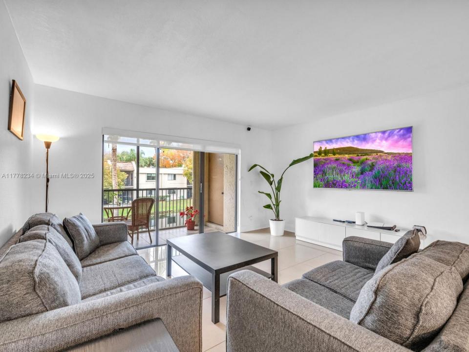 398 Lakeview Dr , 205, Weston, فلوريدا 33326, الولايات المتحدة