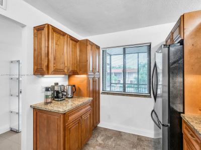 398 Lakeview Dr , 205, Weston, فلوريدا 33326, الولايات المتحدة